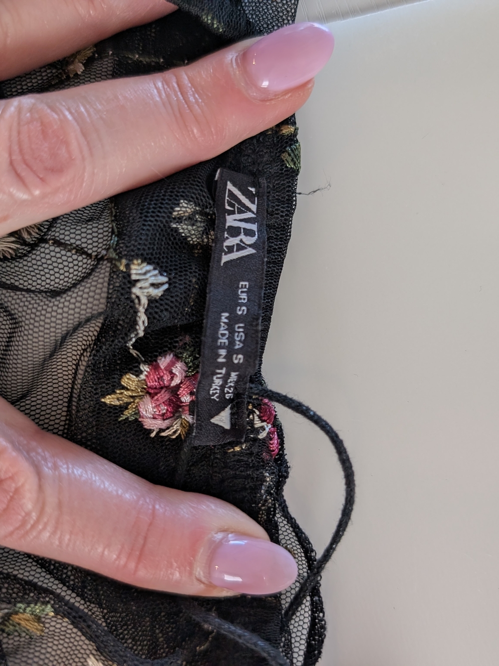 Zara Black Sheer Floral Ruffle Blouse - Picture 5 of 6